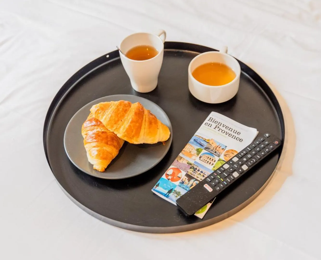 Hotel D'Angleterre, Salon-De-Provence 3*,  France