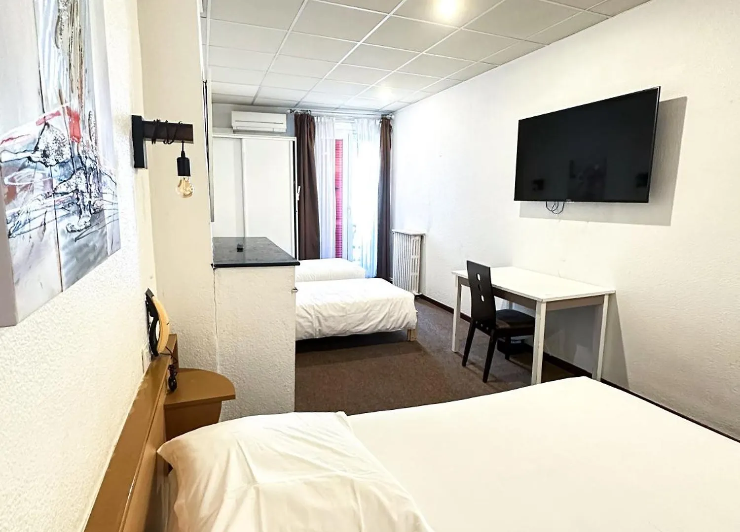 Hotel D'Angleterre, Salon-De-Provence 3*,  France